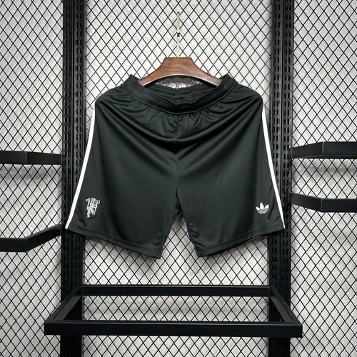 2024/2025 Manchester United Dritte Auswärtsshorts — view 1