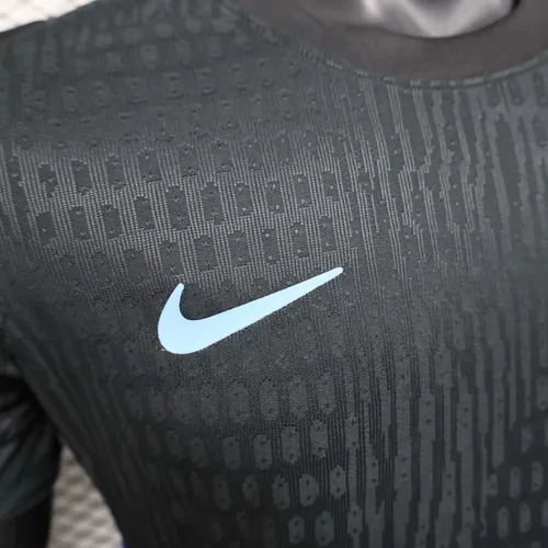 2025/2026 Version Joueur Maillot Extérieur England  — view 4