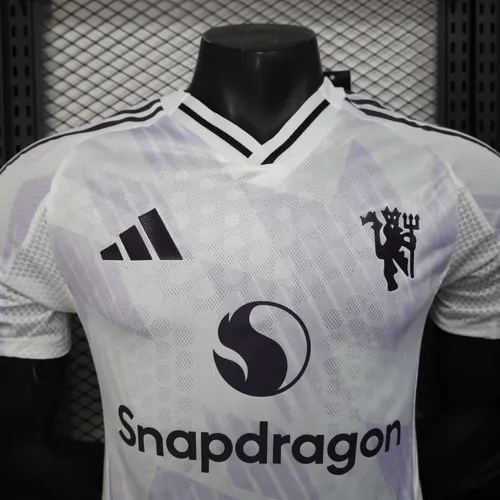 2025/2026 Versão Jogador Camisa de Futebol Visitante Manchester United  — view 3