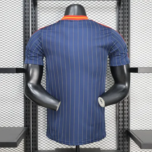 2026 Player Version Spanien Nationalmannschaft Retro Sonderedition Fußballtrikot AAA Fan-Qualität — view 2