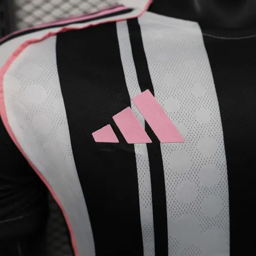 Camisa Juventus Home Versão Jogador 2025/2026  — view 4