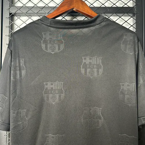 Maillot de football édition spéciale Barcelona Black Team Chapter 2025/2026  — view 7