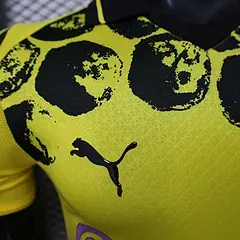 Camisa de Futebol Dortmund Casa Publicidade Rosa Versão Jogador 2025/2026  — view 4
