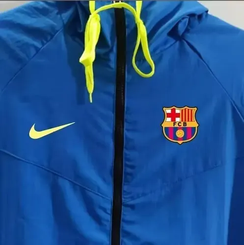 2025/2026 Barcelona Windbreaker Jersey  04 — view 3