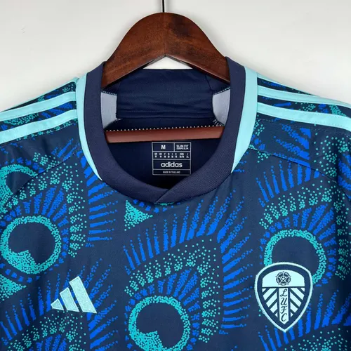 20223/2024 Leeds United Auswärts Fußballtrikot  — view 3