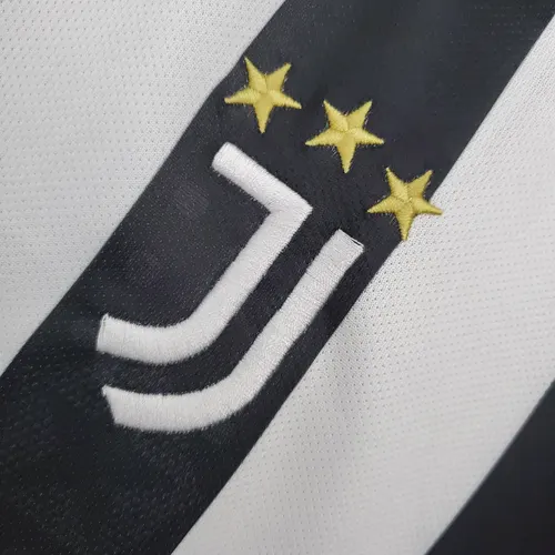 Juventus 2021/2022 Soccer Jersey  Home — view 5