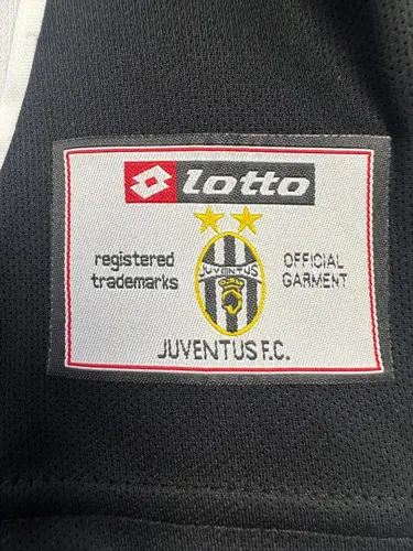 2002/2003 Retro Juventus Langarm Heim-Fußballtrikot  — view 8