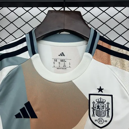 2025 Spanien Auswärts Fußballtrikot AAA Fan-Qualität Kindergröße — view 5