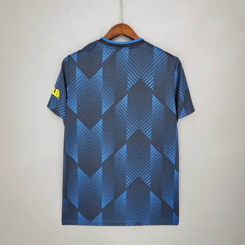 Manchester United Football Shirt Third Away 2021 / 2022  — view 2