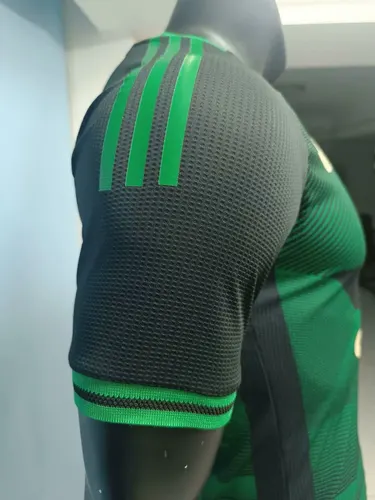 2025/2026 Celtic Sonderausgabe Fußballtrikot  — view 4