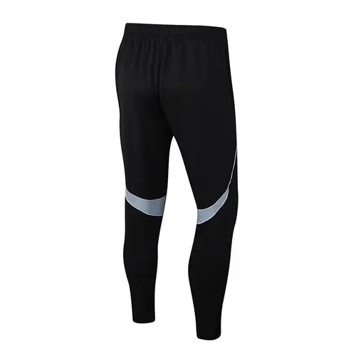 2025-2026 Real Madrid Schwarzes Half-Pull Trainingsanzug Fußballtrikot  Set — view 6