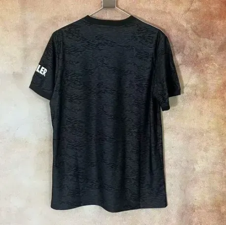 Camisa de Futebol Retrô Manchester United Visitante 2020/2021  — view 2