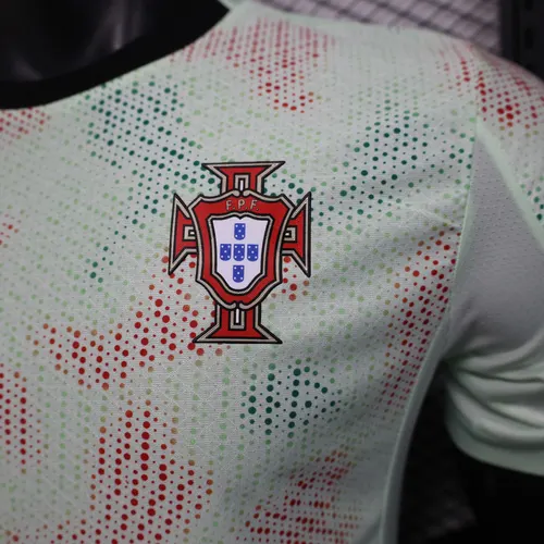 2025/2026 Spielerversion Portugal Vorbereitung Uniform Fußballtrikot  — view 5