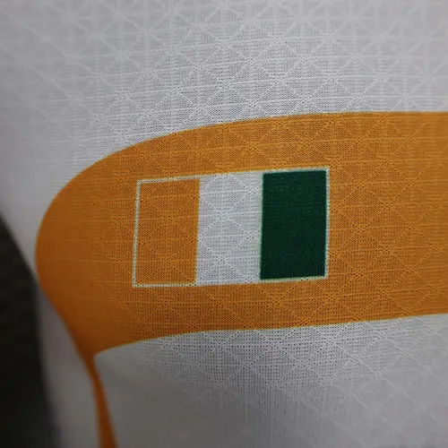2022 Spielerversion Elfenbeinküste Auswärts Fußballtrikot AAA Fan-Qualität — view 4