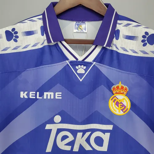 1996/1997 Retro Real Madrid Auswärts Fußballtrikot AAA fan-gradät — view 3