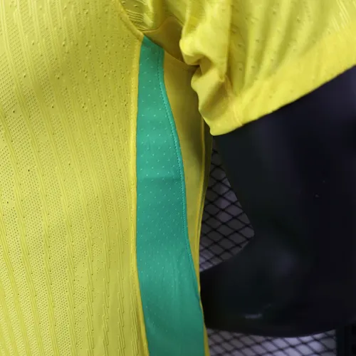 2025 Spielerversion Brasilien Heim Fußballtrikot — view 8