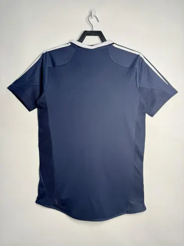 2004/2005 Retro Real Madrid Auswärts Fußballtrikot  — view 2