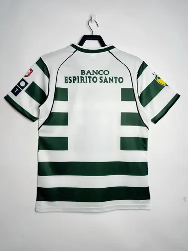 2001/2003 Retro Sporting Lisbon Home Football Shirt  — view 2