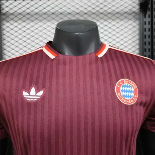 2025/2026 Player Version Bayern Munich Special Edition Fußballtrikot  — view 3