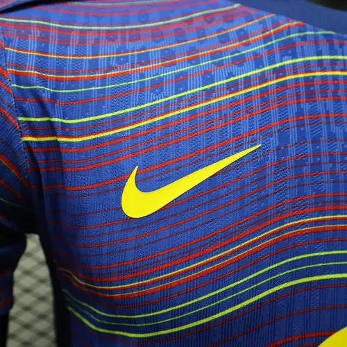 2025/2026 Camiseta de Fútbol Versión Jugador Barcelona Mono de Precompetición  — view 4