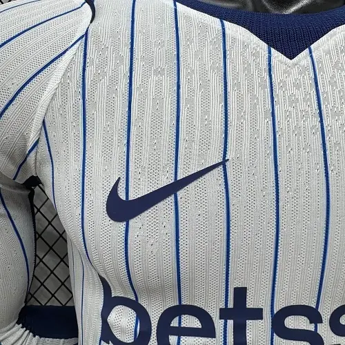 Camisa de Futebol Inter de Milão 2026/2027 Fora Manga Longa Versão Jogador   — view 8