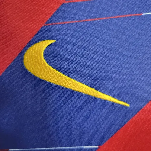 Camisa de Futebol Treino Barcelona Vermelha Branca Azul 2023/2024 — view 8