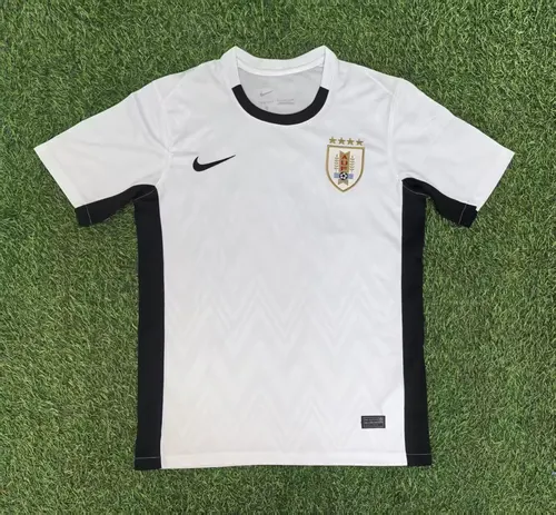 2025 Uruguay Auswärts-Fußballtrikot AAA Fan-Qualität — view 1