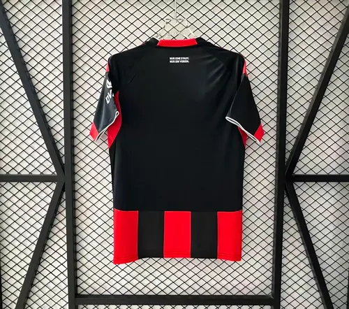 2025/2026 Frankfurt Heim Fußballtrikot   — view 2