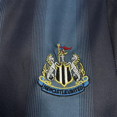 Camisa de Futebol Fora Newcastle United Retrô 2004/2005  — view 7