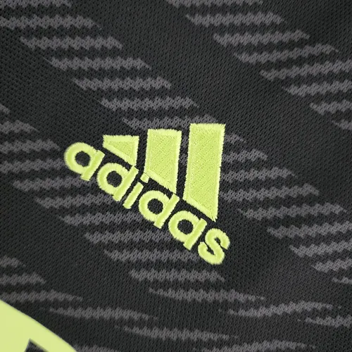 2022/2023 Real Madrid Drittauswärts Fußballtrikot — view 4