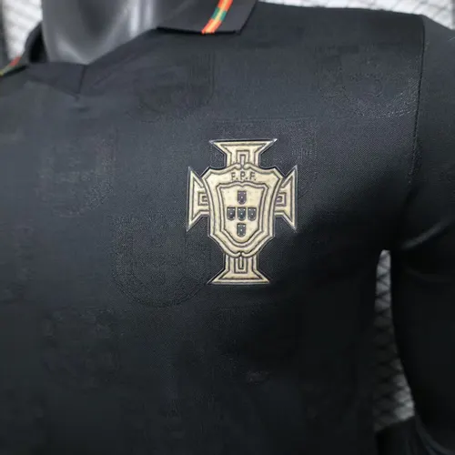 2026 Player Version Langarm Portugal Black Panther Fußballtrikot AAA Fan-Qualität — view 5