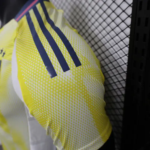 2024/2025 Version Joueur Maillot Extérieur Juventus Maillot de Foot  — view 7