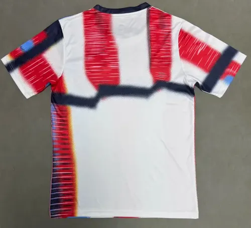 Maillot de football tenue d'entraînement Bayern Munich 2025/2026 landaise — view 2