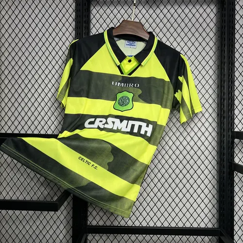 1996/1997 Retro Celtic Home Football Shirt  — view 3