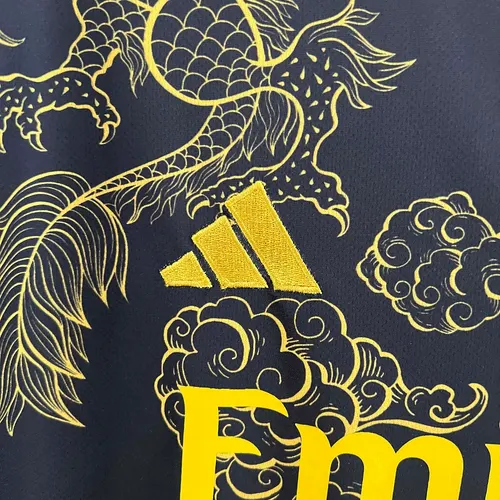 2023/2024 Real Madrid Sonderedition Golddrache Fußballtrikot  — view 5