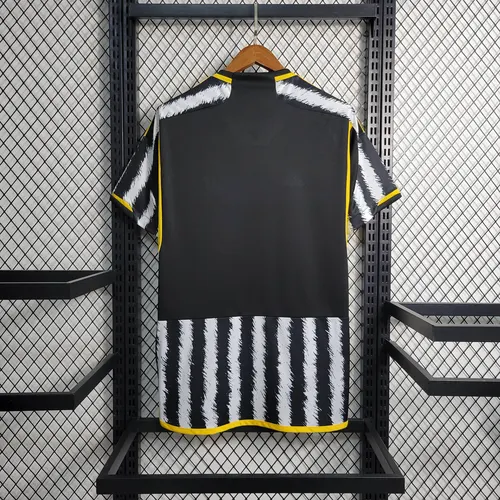 2023/2024 Juventus Home Soccer Jersey   — view 2