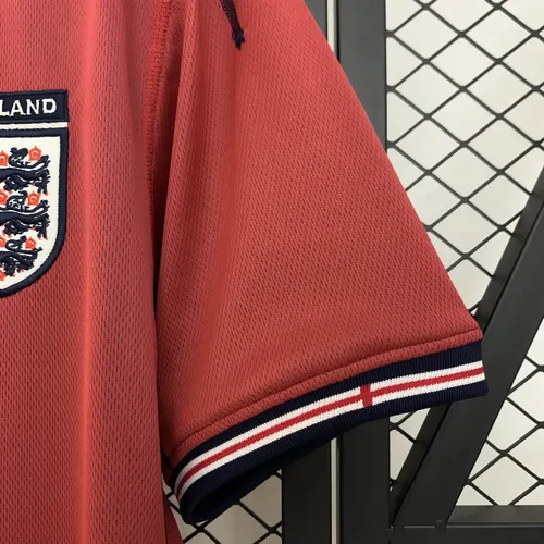 2002 Retro England Auswärtstrikot AAA Fan-Qualität — view 7