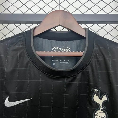 2025/2026 Tottenham Auswärts Fußballtrikot   — view 3