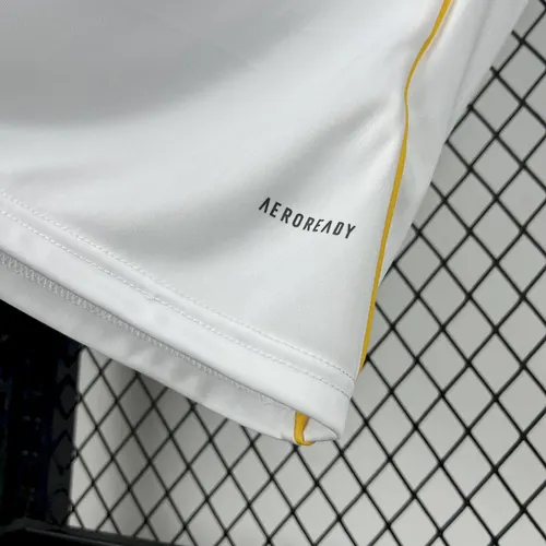 2025/2026 Real Madrid Local Camiseta de Fútbol  — view 9
