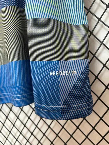 2025/2026 Real Madrid Pre-match training uniforms Football Jersey  — view 6