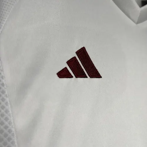 2024/2025 Aston Villa Away Football Jersey Shirt  Kids Size — view 7