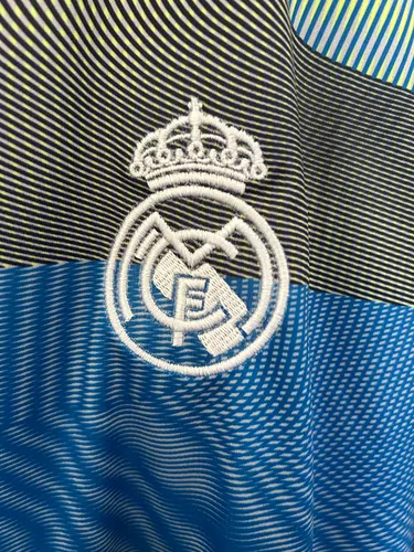 2025/2026 Real Madrid Pre-match training uniforms Football Jersey  — view 5