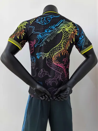 2025/2026 Spielerversion Real Madrid Bunter Drache Schwarz Sonderausgabe Fußballtrikot  — view 2