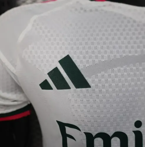 2026/2027 Player Version Real Madrid Home Football Jersey  — view 4