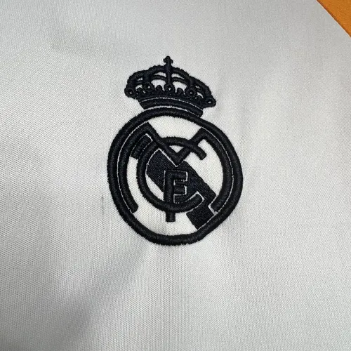 2024/2025 Real Madrid Vorbereitungs-Trainings-Trikot  — view 5
