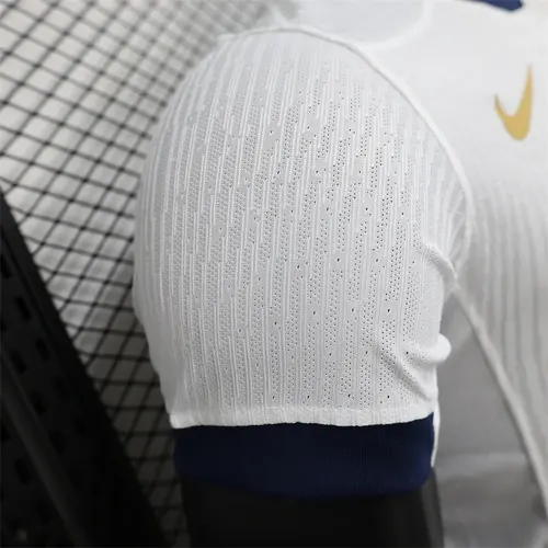 2024/2025 Spieler Version Barcelona Weißes Coldplay Trikot  — view 6