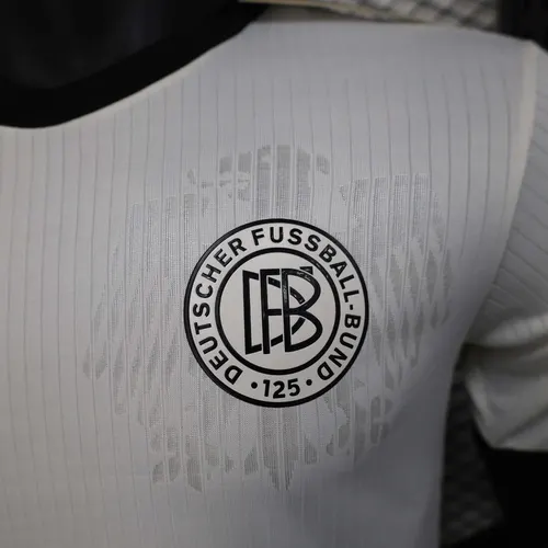 Camisa de Futebol Branca Edição 125 Anos Versão Jogador Alemanha 2025 AAA qualidade fã — view 6