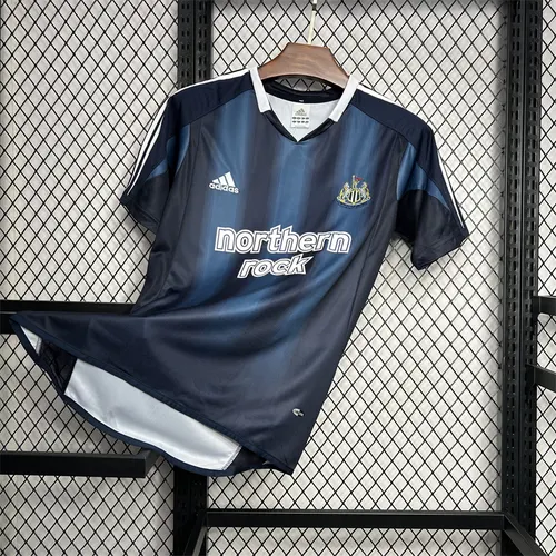 Camisa de Futebol Fora Newcastle United Retrô 2004/2005  — view 3