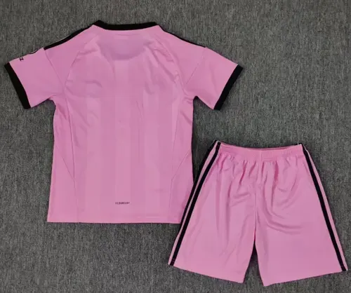 2025/2026 Bayern Munich Goalie Football Jersey  Kids Size — view 2