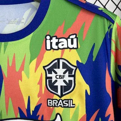 2025-2026 Brazil Pre-match training Football Shirt  — view 4